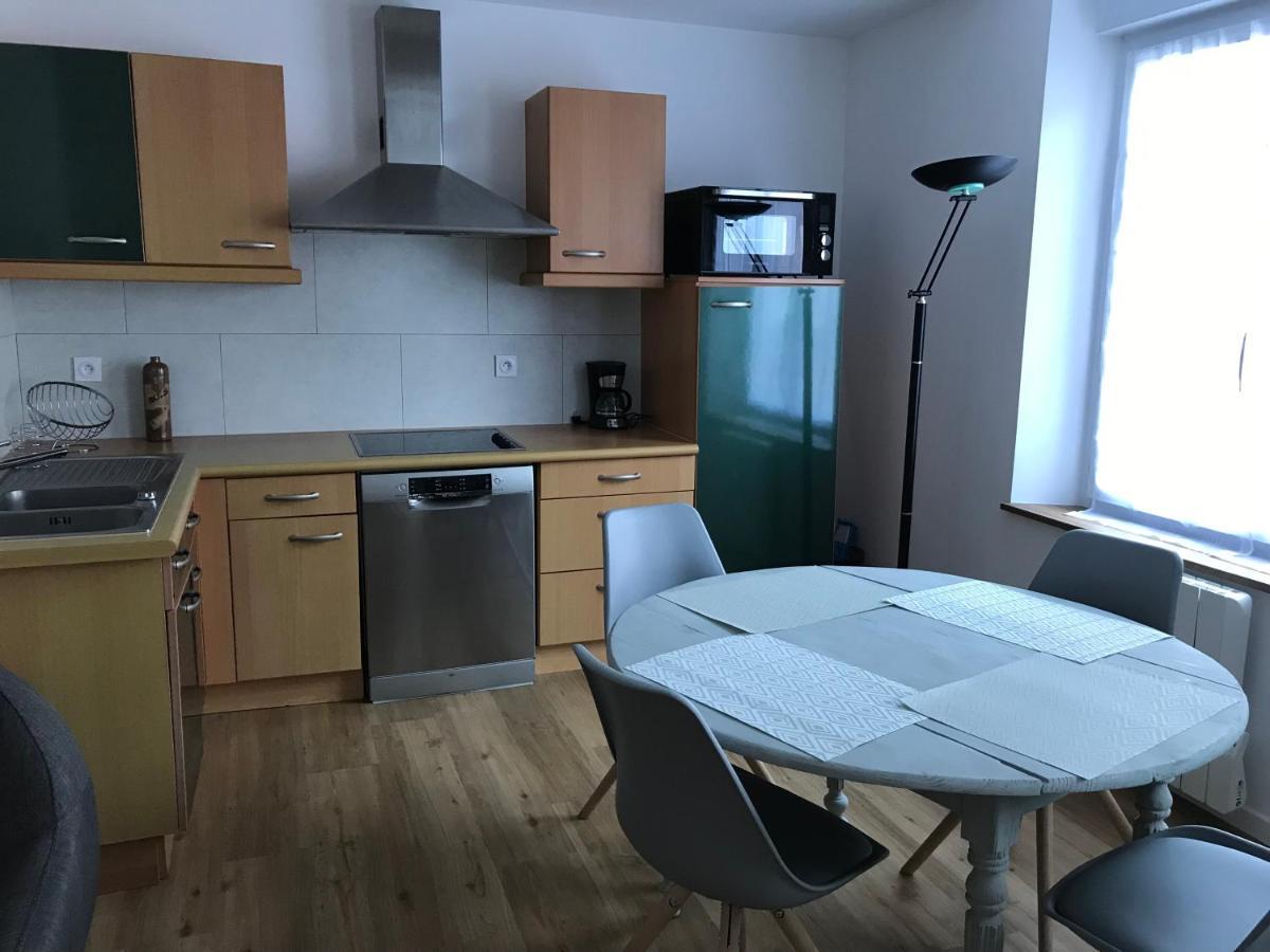 Le Saint Pierre Apartment Roye  Bagian luar foto
