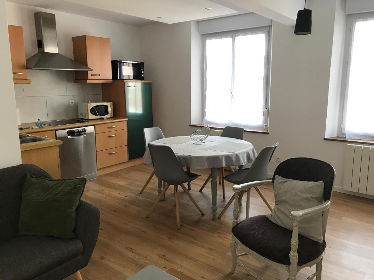 Le Saint Pierre Apartment Roye  Bagian luar foto