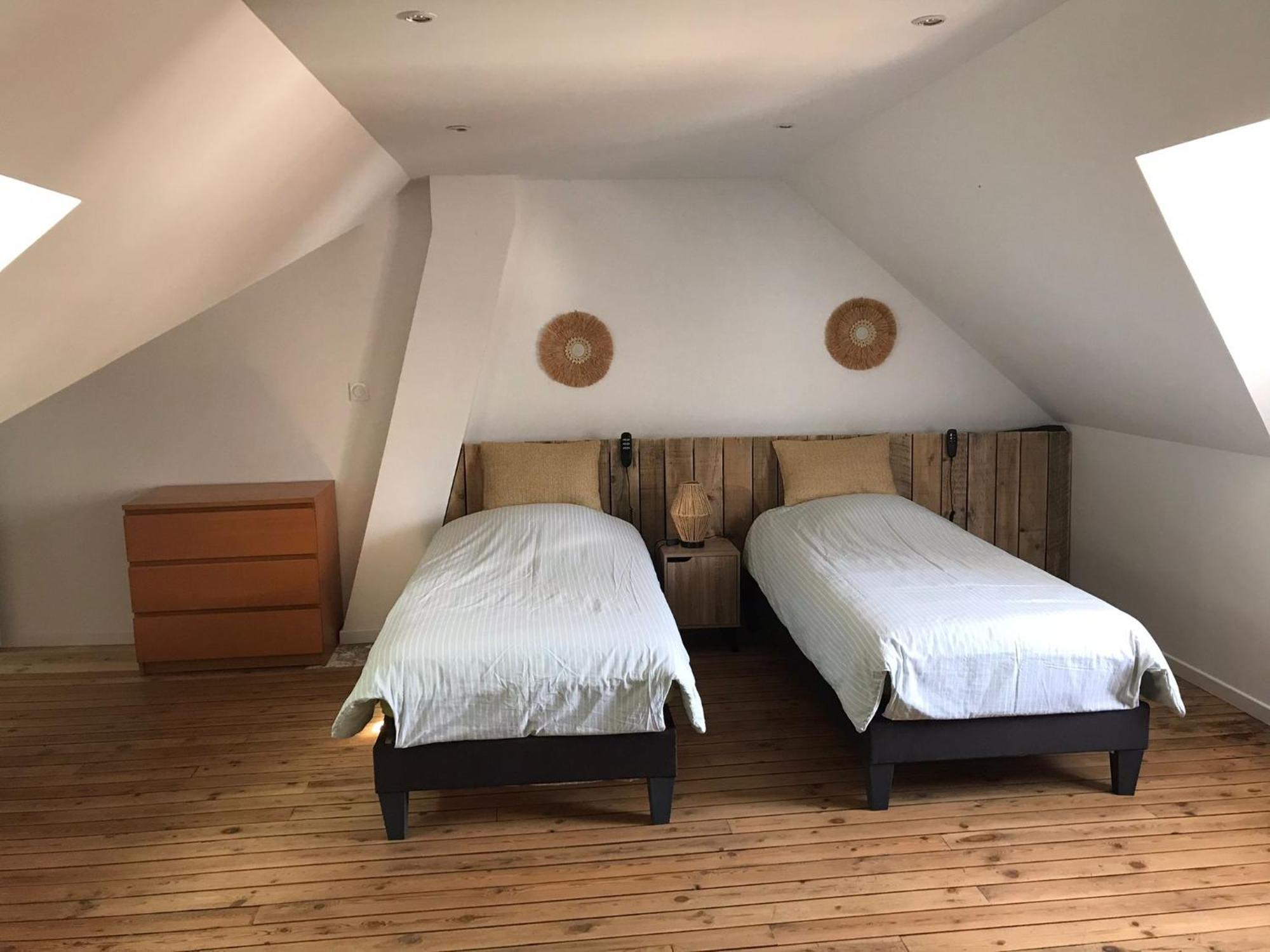 Le Saint Pierre Apartment Roye  Bagian luar foto